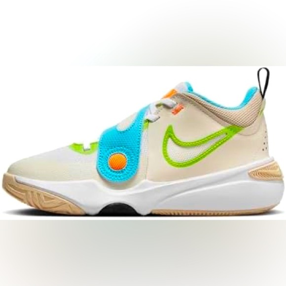 Nike hustle D 11 kids basketball sneakers Sz US 5 Y - Picture 1 of 12
